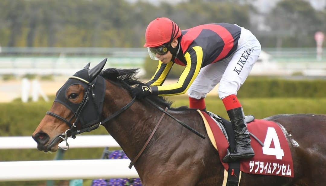 のインスタグラム：「報知杯フィリーズレビュー勝つことができました🏇 ありがとうございました(^^)  報知でコラム書いてるので社杯勝ててよかったです📰」