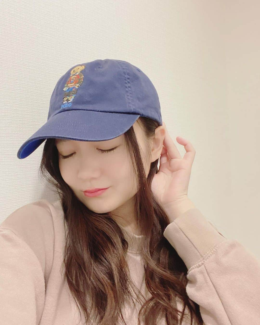 詩月まどか（詩月圓）のインスタグラム：「I love POLO bear 🧸💕  #polo  #polobear  #hairstyle  #sod  #av  #sexygirl #Japanesegirl #AV女優 #人像寫真 #人像摄影  #自拍  #人像攝影  #人像  #台湾」