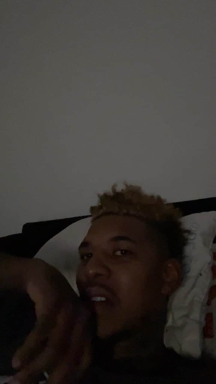ニック・ヤングのインスタグラム：「😂😂😂😂 Philly tripping」