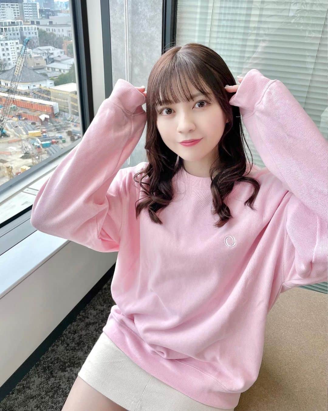廣川奈々聖さんのインスタグラム写真 廣川奈々聖instagram 最近 トレーナーばっかり着ちゃう 春カラーかわいいよね トレーナーコーデ 春服コーデ Springlook Springfashion Pinkcolor 3月15日 時28分 Nanaseven7 U U