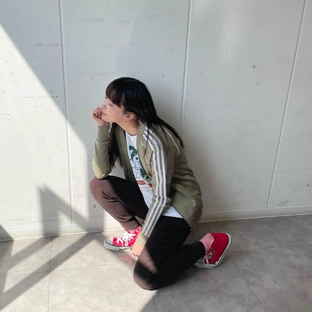 のインスタグラム：「あくた〜つあ〜リハざんまい✌🏻〜ブロッコリーTを添えて〜」