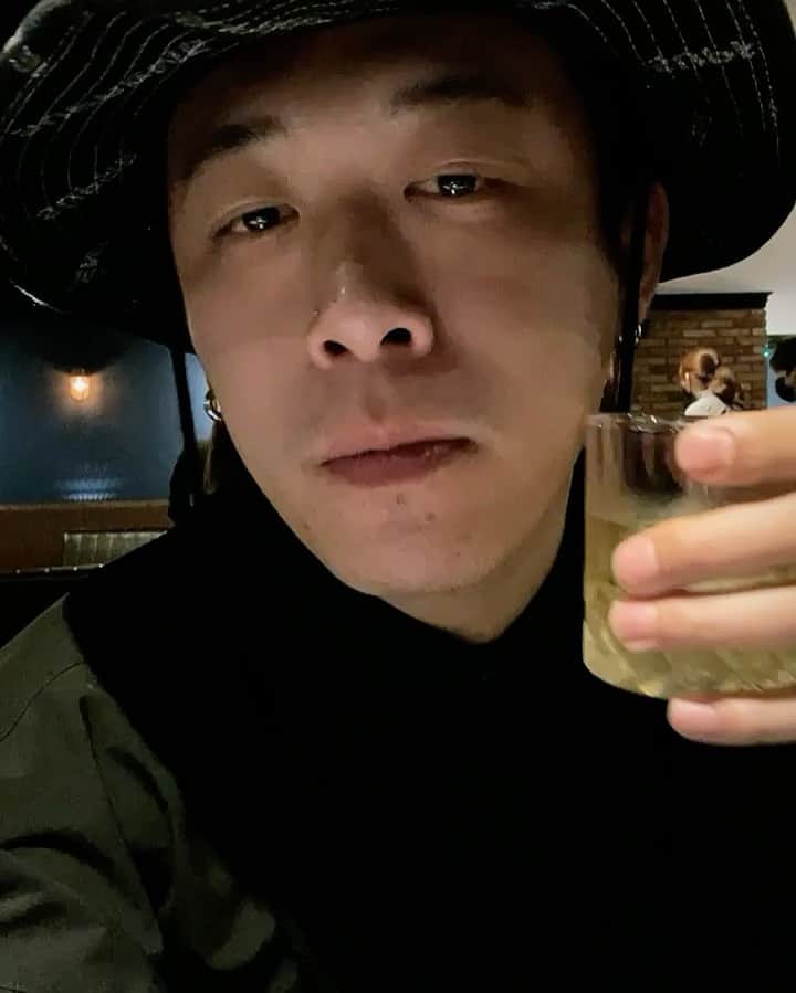 福田賢二のインスタグラム：「晚上好」
