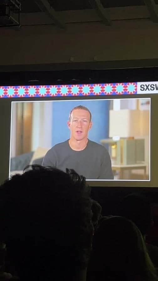 Garotas Estupidasのインスタグラム：「Olha quem apareceu pra promover o metaverso ao vivo no @sxsw….」