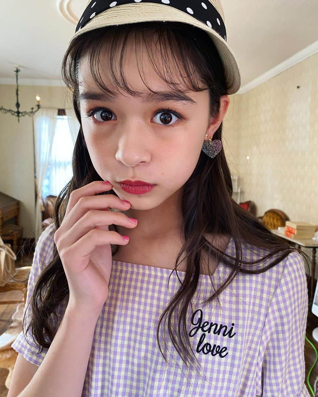 ニコ☆プチのインスタグラム：「. . ガーリーなおハルハる 可愛すぎませんか……🥺🌸 . #星名ハルハ #ニコプチ」