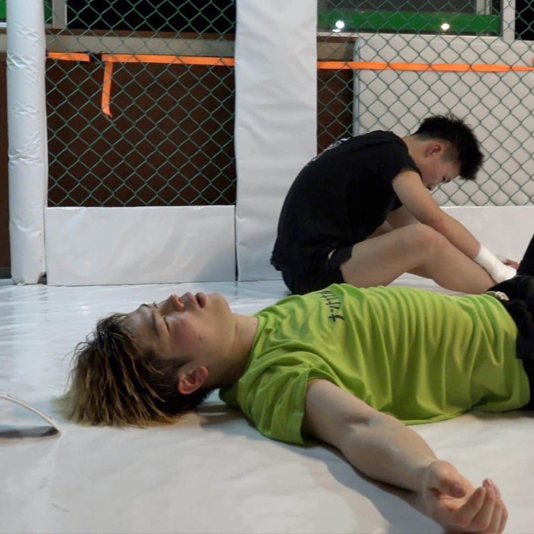 那須川天心のインスタグラム：「↪️🥊💨➡️🧖‍♀️♨️↩️」