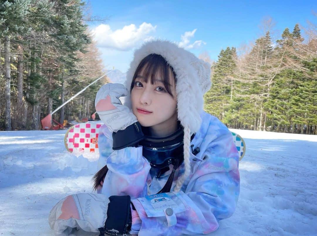 のインスタグラム：「ぜんぶ雪のせい？❄️」