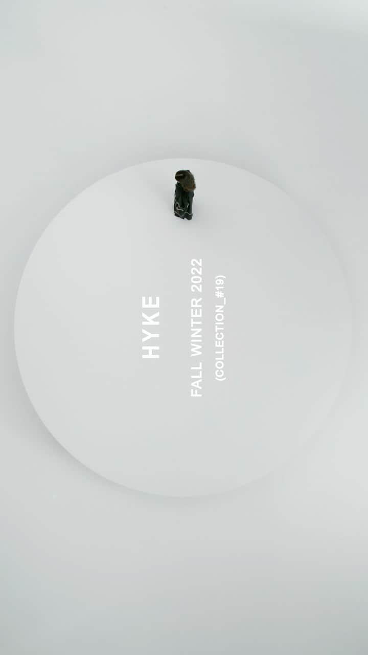 HYKEのインスタグラム：「HYKE FALL WINTER 2022 COLLECTION #hyke」