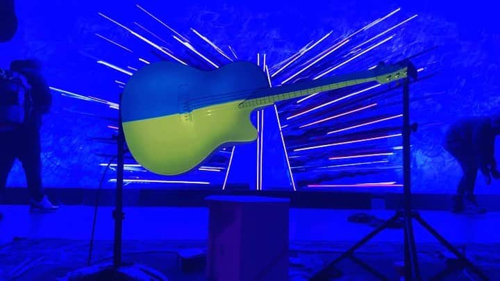 カーキ・キングのインスタグラム：「🇺🇦」