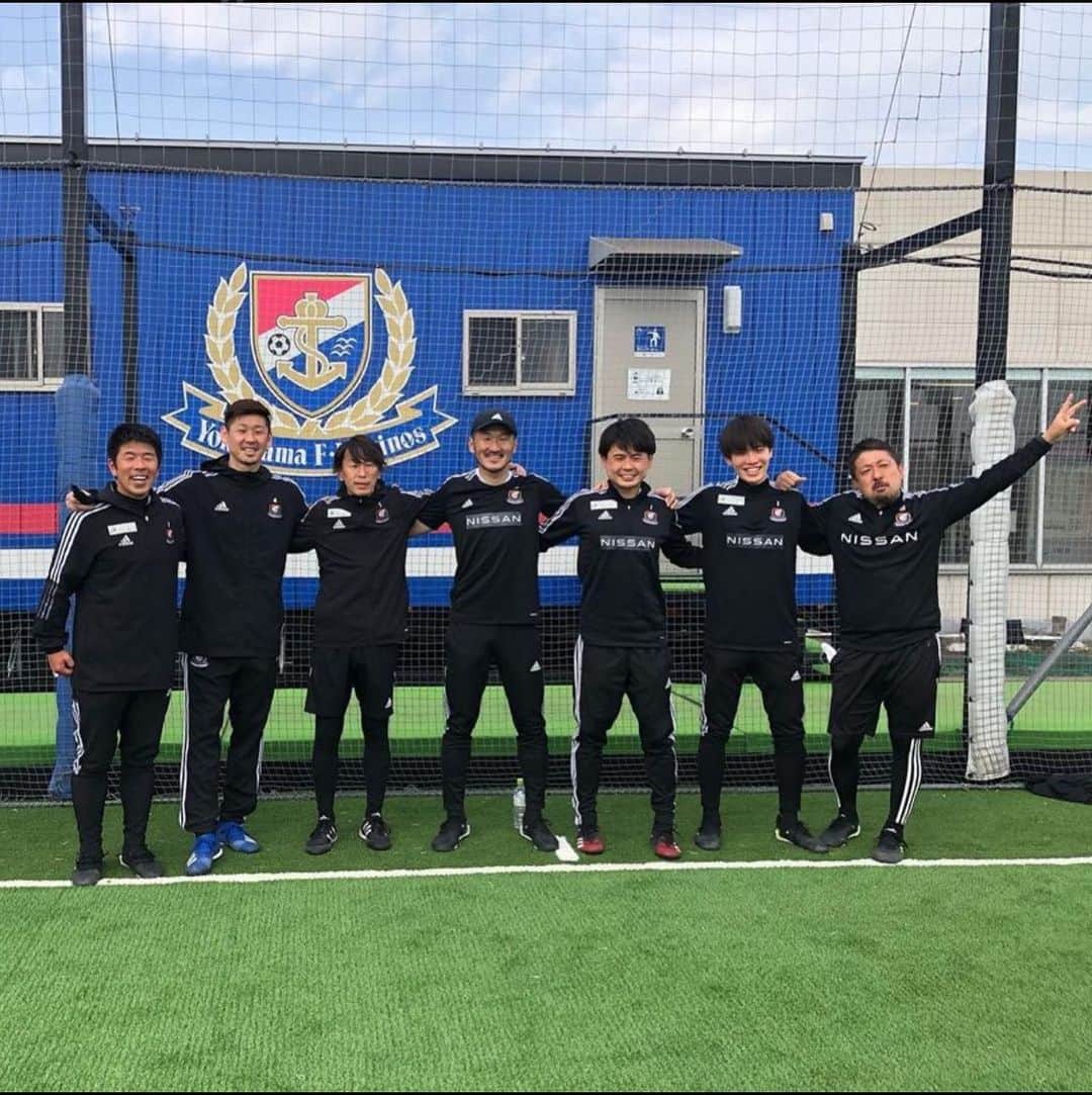 のインスタグラム：「あ〜楽しかった。 ミセス日産&ママ様サッカー&エンジョイフットボール 皆様ご参加お待ちしております。  #勇蔵登場 #盛り上がり抜群 #ジャンケンでどちらを取るか #はなから俺を見ていない #サンキュー」