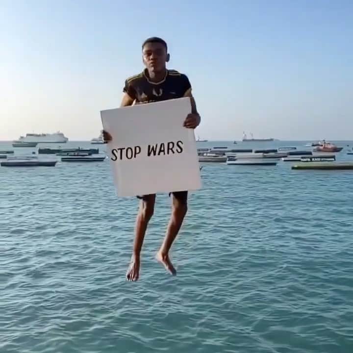 ヤスミン・アル＝マスリーのインスタグラム：「❤️ @yessjamal #zanzibar」