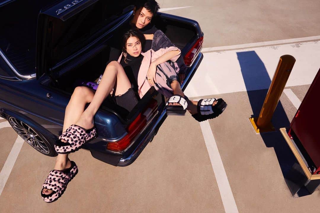 森星のインスタグラム：「UGG 2022SS Campaign Visual with @kokokoharu  Creative Director @takuyachiba Photographer @yusukemiyazaki」