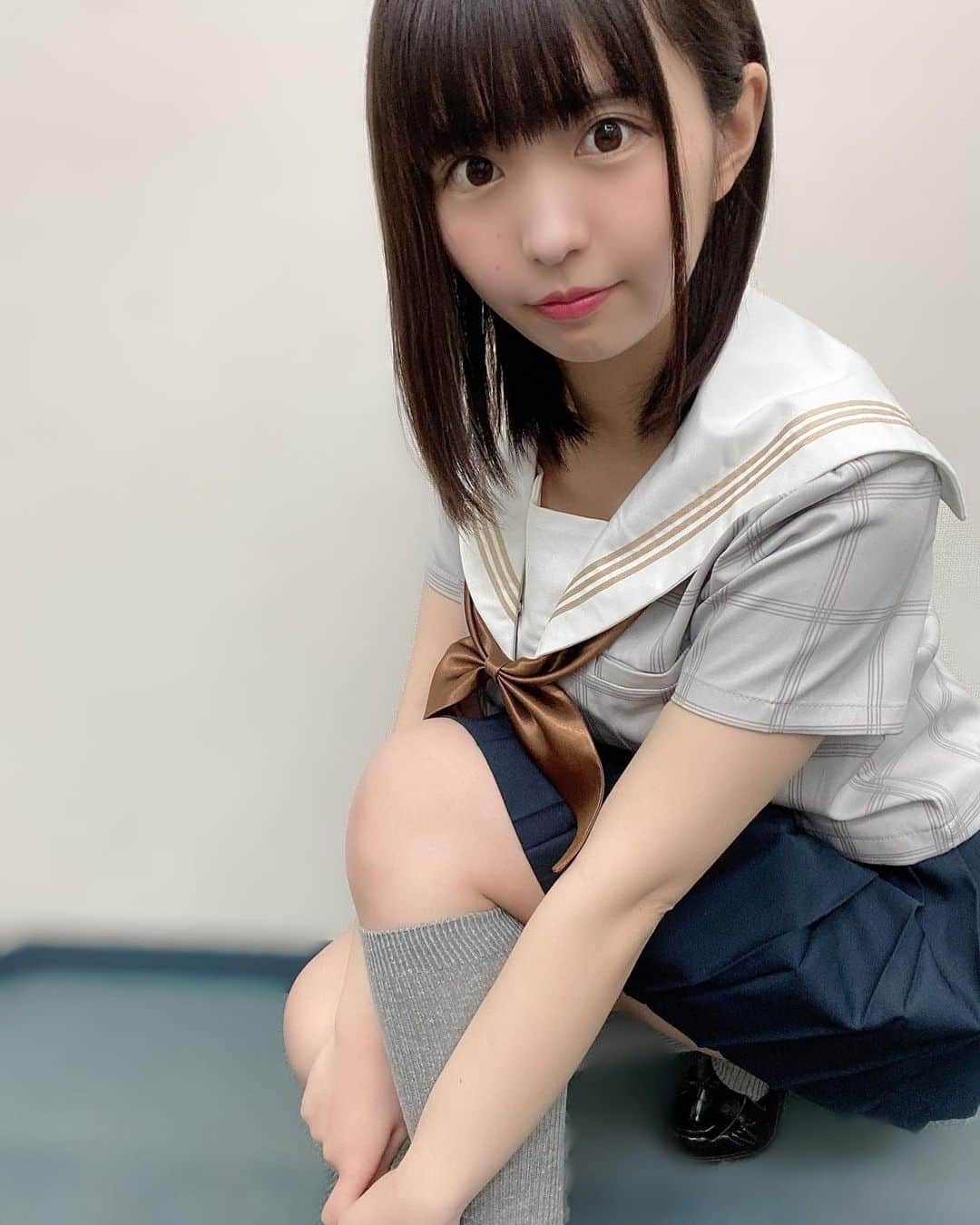 朝倉ゆりさんのインスタグラム写真 - (朝倉ゆりInstagram)「制服好きですか🥰？ ． ． #Cream #朝倉ゆり #グラビア #グラビアアイドル #アイドル #cute #ちょうどeカップ #model #idol #gravure #그라비아 #아이돌 #모델 #扎心了 #예뻐요 #可愛 #晚上好 #早上好 #インスタグラビア #求关注 #雑誌 #cosplay #制服 #セーラー服」3月18日 15時13分 - eb_loverinko