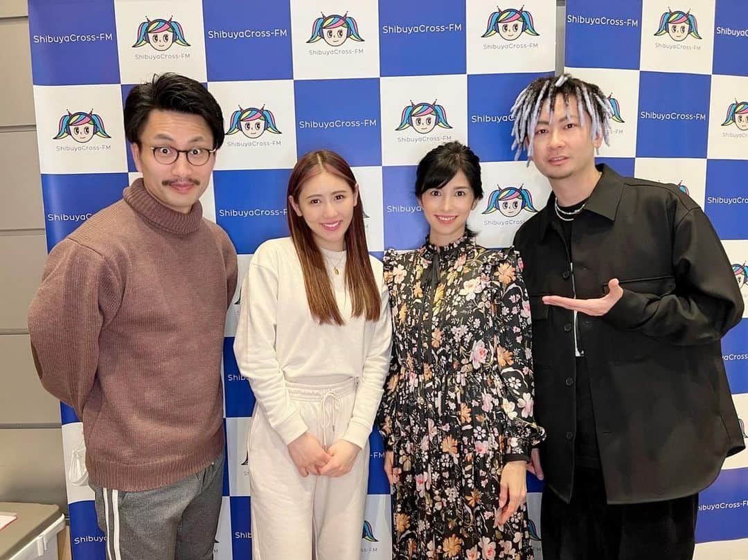 のインスタグラム：「今年初の渋谷女子企画！ この後19時から生放送です😊  今日はMC4人でお届け致します♫  DA PUMP TOMOさん 西野未姫ちゃん 本多修さん  どうぞ宜しくお願い致します✨  ＃渋谷クロスFM＃渋谷女子企画」