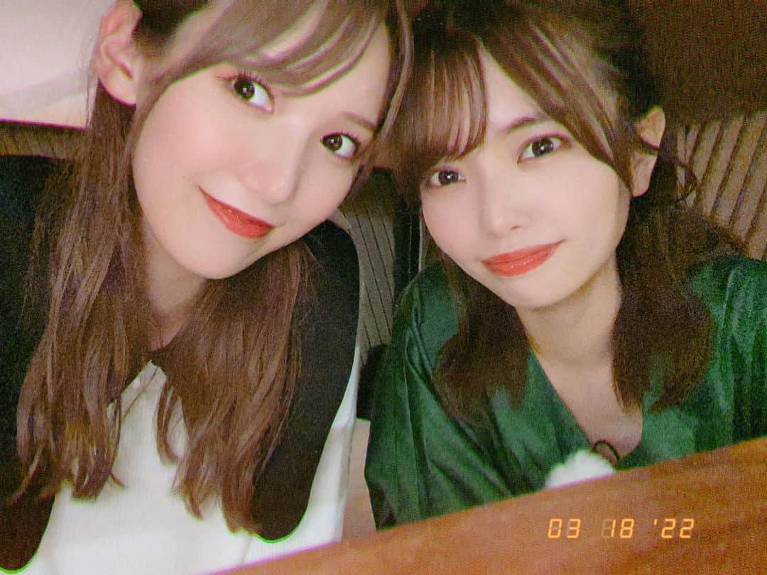 田中菜津美のインスタグラム：「今日のテーマは エモ✖️モード『エモード』 です🙆‍♀️🙆‍♀️🙆‍♀️ . 舞ちゃんとHKT卒業してから 初共演でした❣️ . とっても楽しいロケでした✨ テレQおとななテレビ 4月16日放送なので見てください🙆‍♀️」