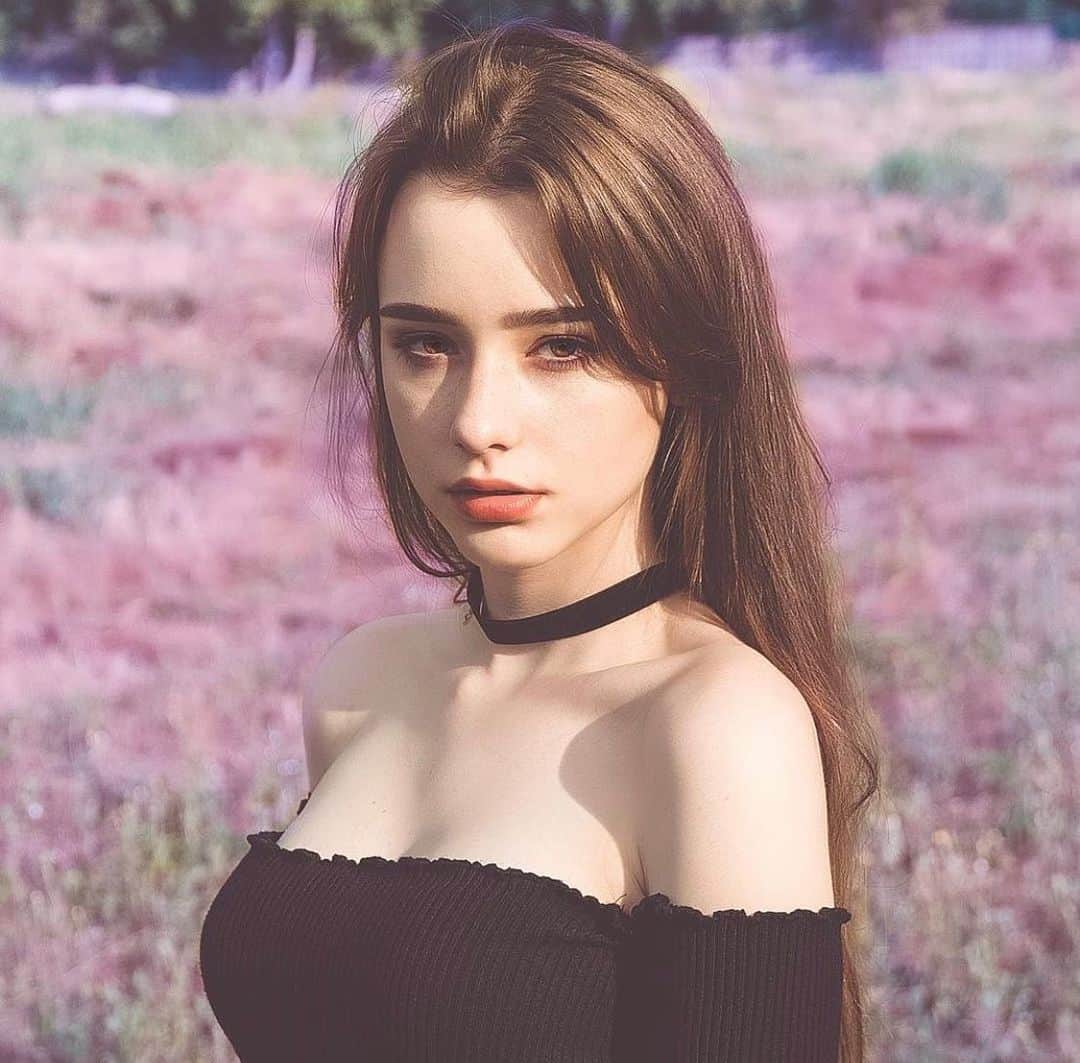 星來のインスタグラム：「美魔女 降臨。 #外国人 #美魔女 #セクシー #色気 #いいね返し #インスタ映え #instagood #instalike #f4f #l4l #likeforlikes #likeforfollow #いいねした人全員フォローする #お洒落さんと繋がりたい #美男美女と繋がりたい」
