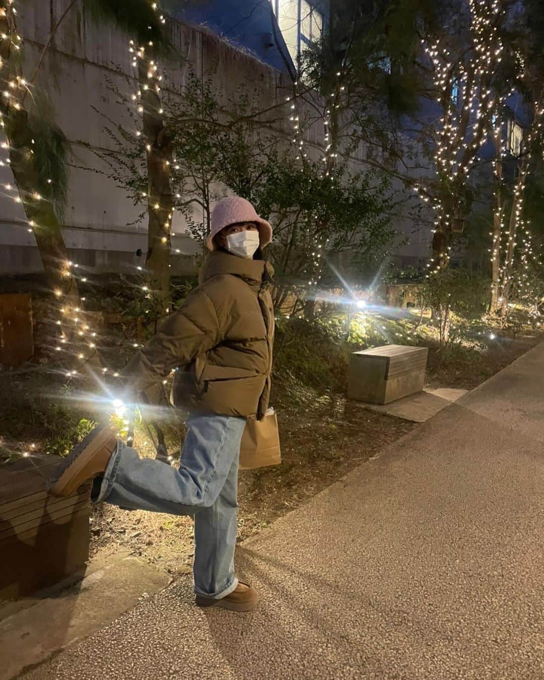 三戸なつめのインスタグラム：「今日は１日さむかったねん！ 昨日衣替えしたのにねん！ みんな風邪引かないようにねん！  #mito_natsume」