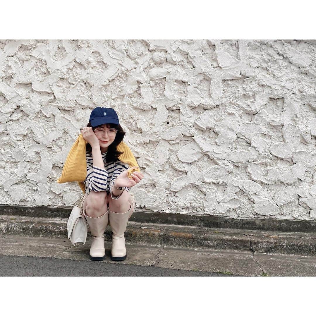 稲森寿世さんのインスタグラム写真 - (稲森寿世Instagram)「さいきんめっきり春めいてきたね🌸 (昨日と今日の東京は冬みたいだったけど。。🥺)  この日、いっぱい写真撮ったから いっぱいpostするかもしれないけれど きらいにならないでください🥲笑  ✼✼••┈┈┈┈┈┈┈┈┈┈┈┈┈┈┈┈••✼✼ #私服 #오오티디 #セントジェームス #Saint James #Chico #GRL #GRLコーデ #シャネル #CHANEL #キャップコーデ #ボーダーコーデ」3月18日 21時30分 - hisayo_inamori