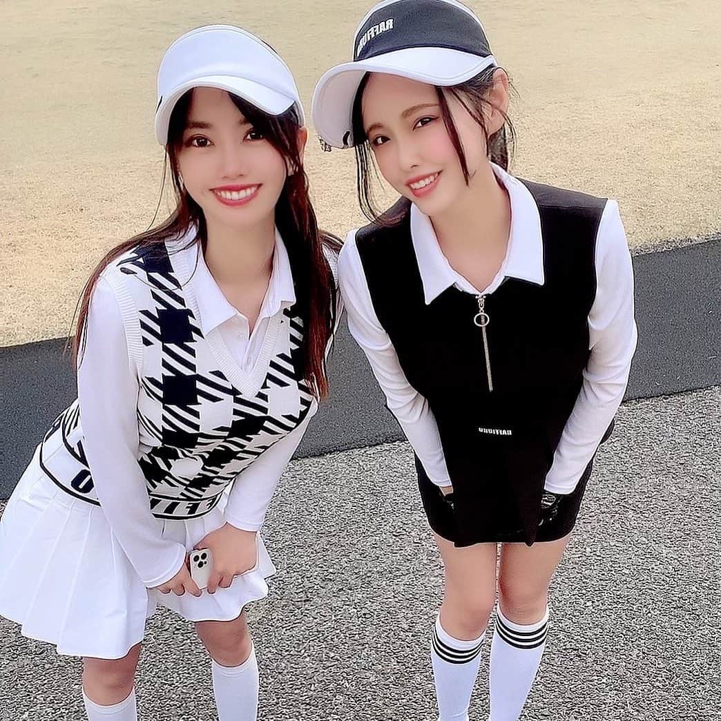 hina2221のインスタグラム：「ゴルフゆいぴと言ったの、半年ぶり🥺また早く行こうね💗 . . .  #ゴルフ女子#ゴルフ男子#ゴルフ初心者#ごるふ女子#ごるふ男子#ゴルフ女子初心者#レザレクション#レザレクショントウキョウ#ゴルフコーデ#ゴルフウェア#インスタゴルフ女子#ゴルフ好き##インスタゴルフ部#ドライバー#スイング動画#巻き髪ロング #ゴルフウェア golfgirlsofinstagram#高尔夫#日焼け」