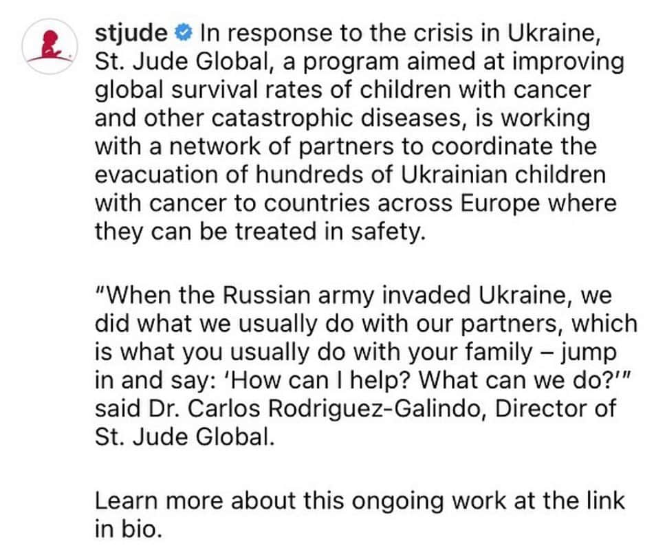 チャーリー・ウェバーのインスタグラム：「❤️🇺🇦  #stjude」