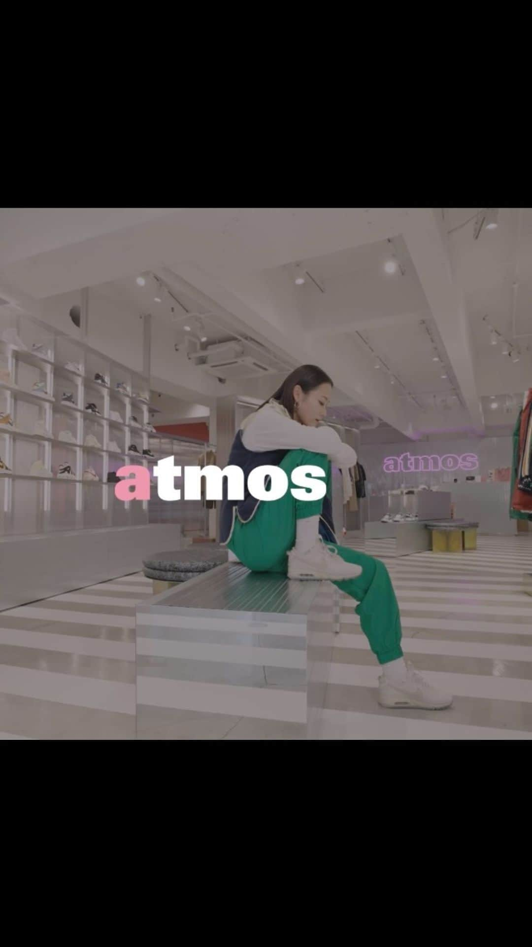 Miyuのインスタグラム：「@atmos_pink_official  @atmos_japan 🙏🙏  Full ver.はYouTubeでMiyu atomos pinkで検索してみて~👀  🎥　@takumimiyagoshi  ♫ @@mirrror.mirrror @licaxxx1   店内には無料のレンタルスタジオもあったり、ダンサー向けのアイテムを展開していたりダンサーをとても応援してくれていて嬉しいですね🥺✨ 素敵な機会をありがとうございました！  #atomospink#原宿#アトモスピンク#atomos#dancer#dance#ootd#fashion」