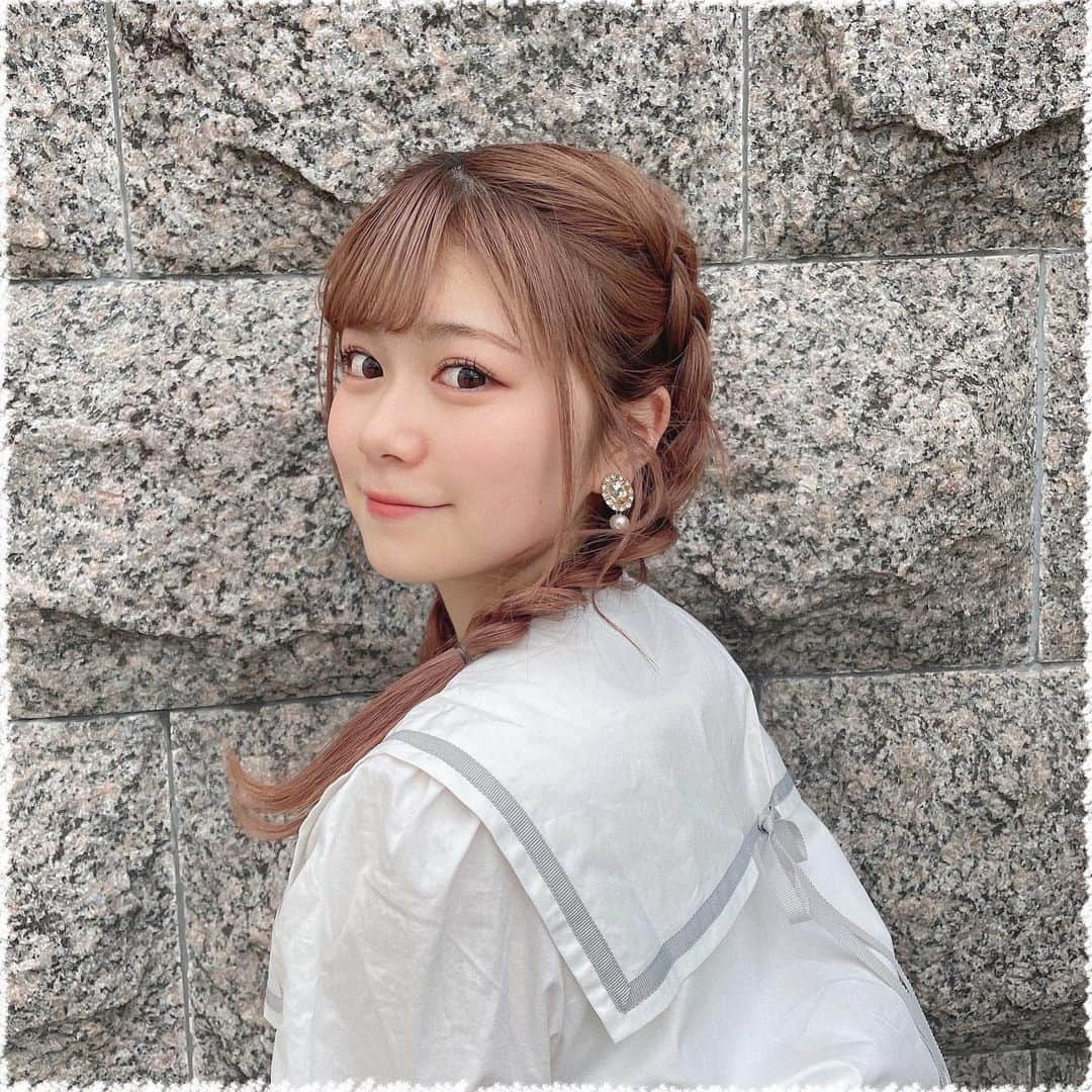 熊谷真里（まりくま）さんのインスタグラム写真 - (熊谷真里（まりくま）Instagram)「⁡ ⁡ ⁡ 編み込みヘアはお好きですか？🍦 なんかワッフル食べたくなってきた~ ⁡一緒に食べに行こ~( '༥' )🧸 ⁡ ⁡ ⁡ ⁡ ⁡ ⁡ ⁡ ⁡ ⁡ ⁡ いつもいいね&コメントありがとうございます🧸🎀 ⁡ ⁡ ⁡ ⁡ ⁡ ⁡ #まりくま‬ #Popteen #POP #まりくま進化計画 #編み込みアレンジ #ヘアアレンジ #簡単ヘアアレンジ #編み込み #bokanii #ボカ二ー #ミルクティー #ピンクベージュ #ガーリーコーデ #instagood #instahair #instalike」3月19日 20時21分 - maritsupe0208