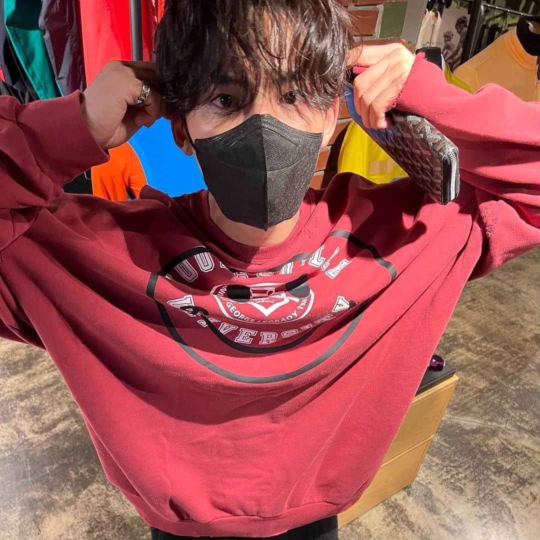 ミンギュのインスタグラム：「🥴」
