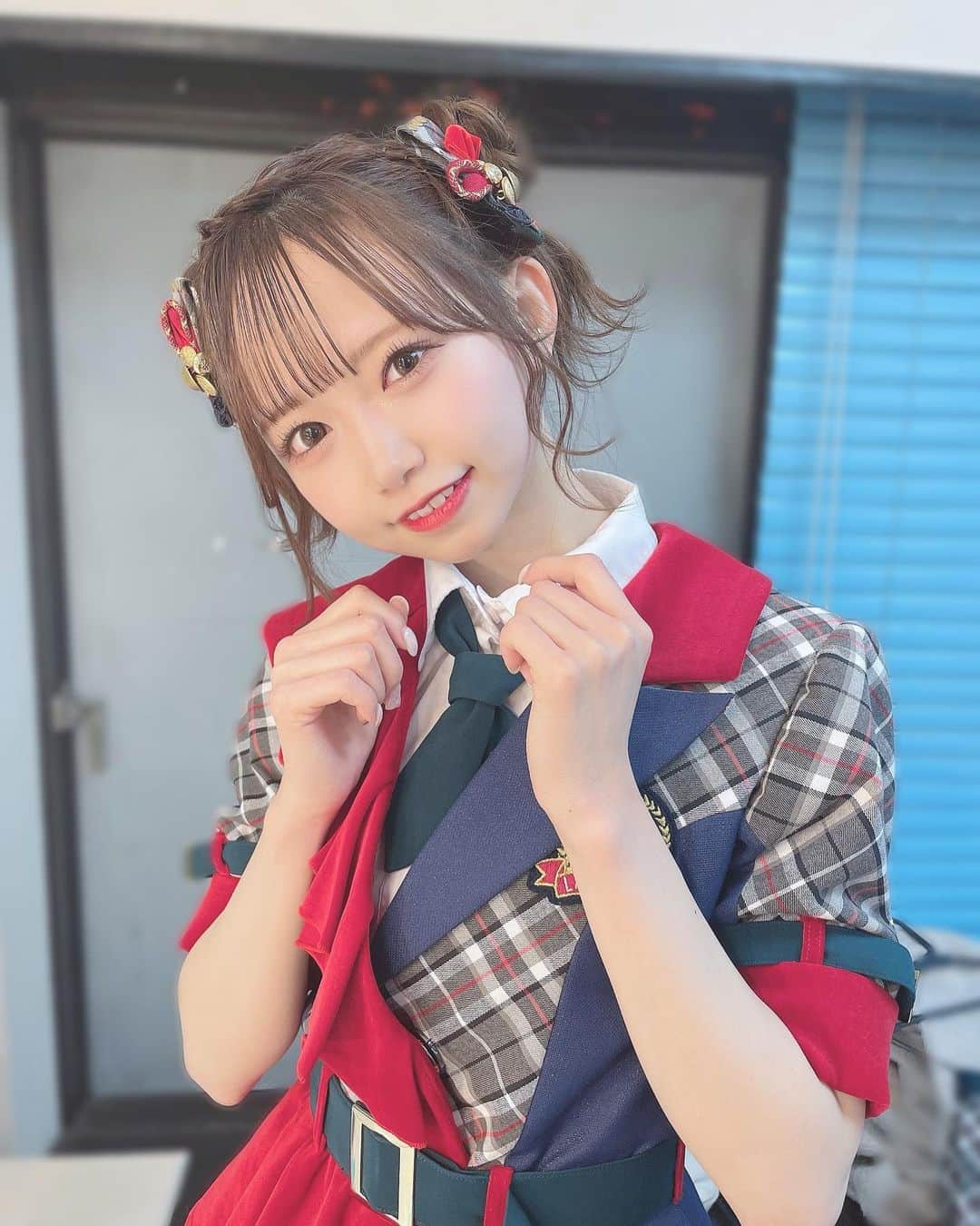 畑美紗起のインスタグラム：「今日はくまちゃんでした🧸🤍🤍  #ラストアイドル #ヘアアレンジ #ヘア #アイドルヘア #hairarrange #dailylook #hair #hairstyle」