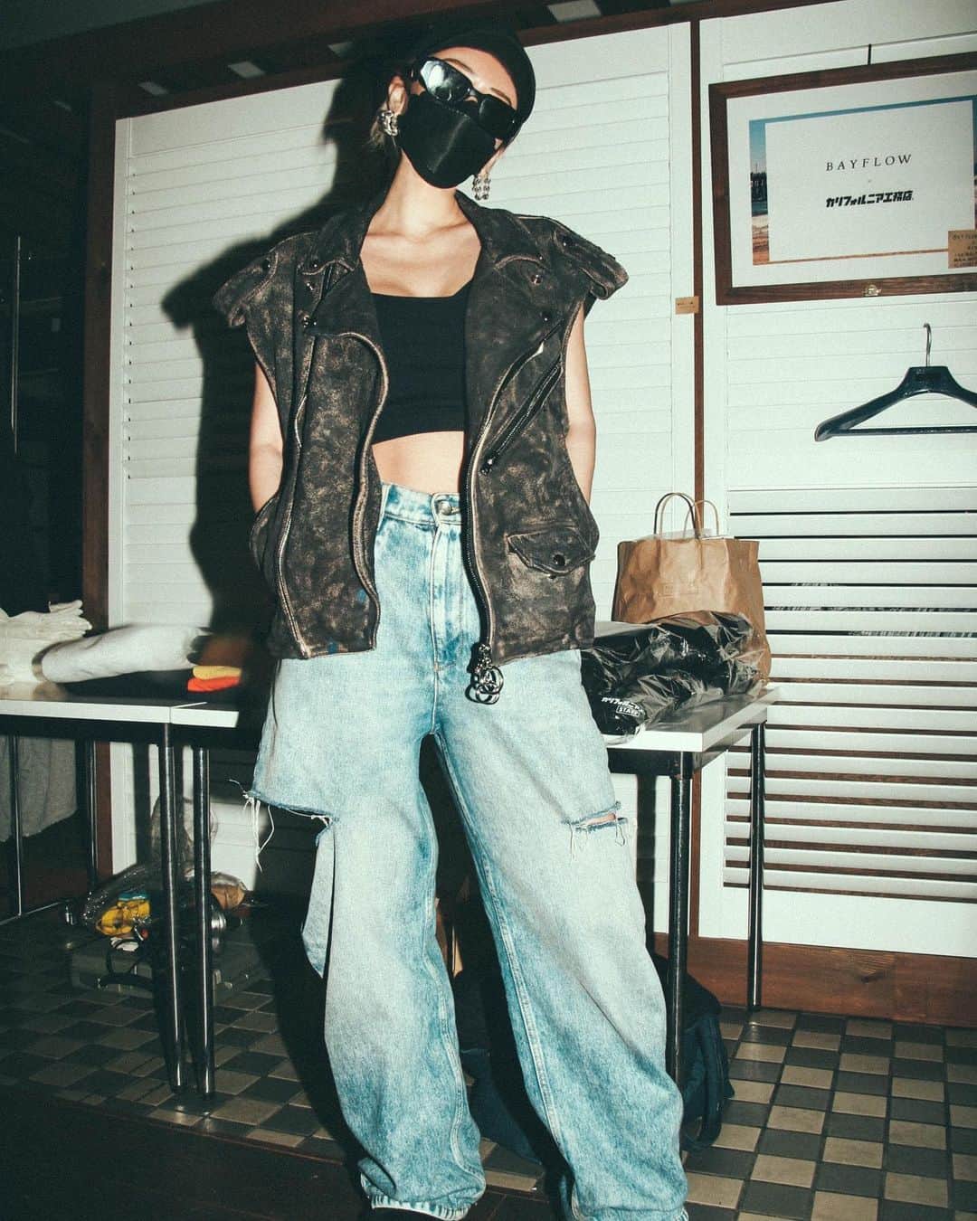 MARISのインスタグラム：「This jacket tho 🔥🔥🔥@pmmm_official  🧥 made by @daiki.kudo.1020  📷Photo by @1048_50s」