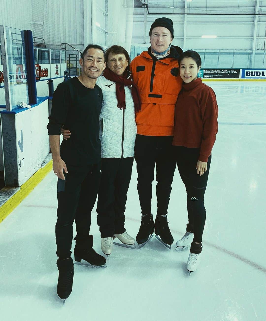 村元哉中のインスタグラム：「⠀  Last training before our first Worlds together !!! Good energy with amazing team 🙏🏻❤️ Thank you everyone and we are so excited !  See you soon 🇫🇷✨ ⠀ @d1sk_t @noooodly @matterhornfit @pcp_official.1996  @skycourt50 @kaisersclub @pumajapan ⠀ #かなだい #K7D1 #アイスダンス #世界選手権フィギュア2022」