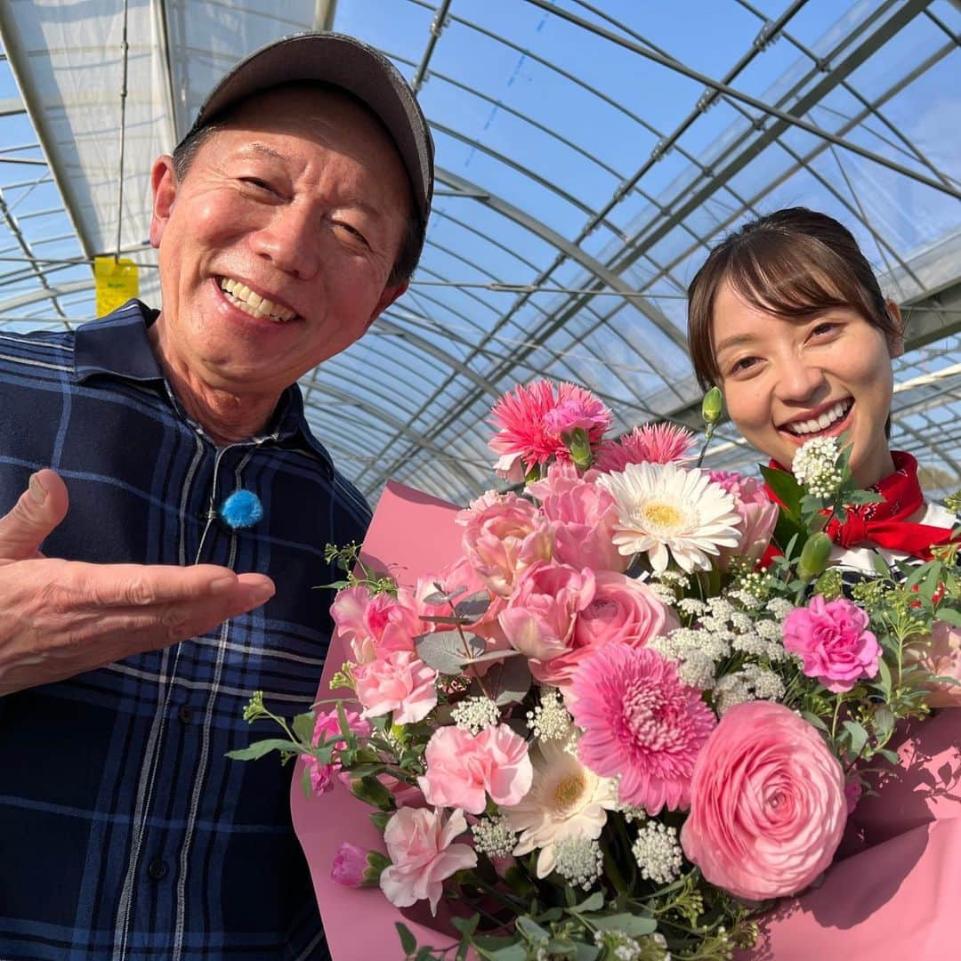 鳥越佳那さんのインスタグラム写真 - (鳥越佳那Instagram)「【写真５枚】 今回は他業種から就農されたニューファーマーをご紹介しました。そして鳥越 佳那アナウンサーも本日をもって番組を卒業し次のチャレンジに向かいます。４年間ご声援ありがとうございます。 番組はまだまだ続きます！  #ごちそうカントリー #ごちカン #DaiichiTV #國本良博 #鳥越佳那  #静岡第一テレビ #卒業 #ニューファーマー #就農 #農業」3月20日 11時50分 - kana_torigoe