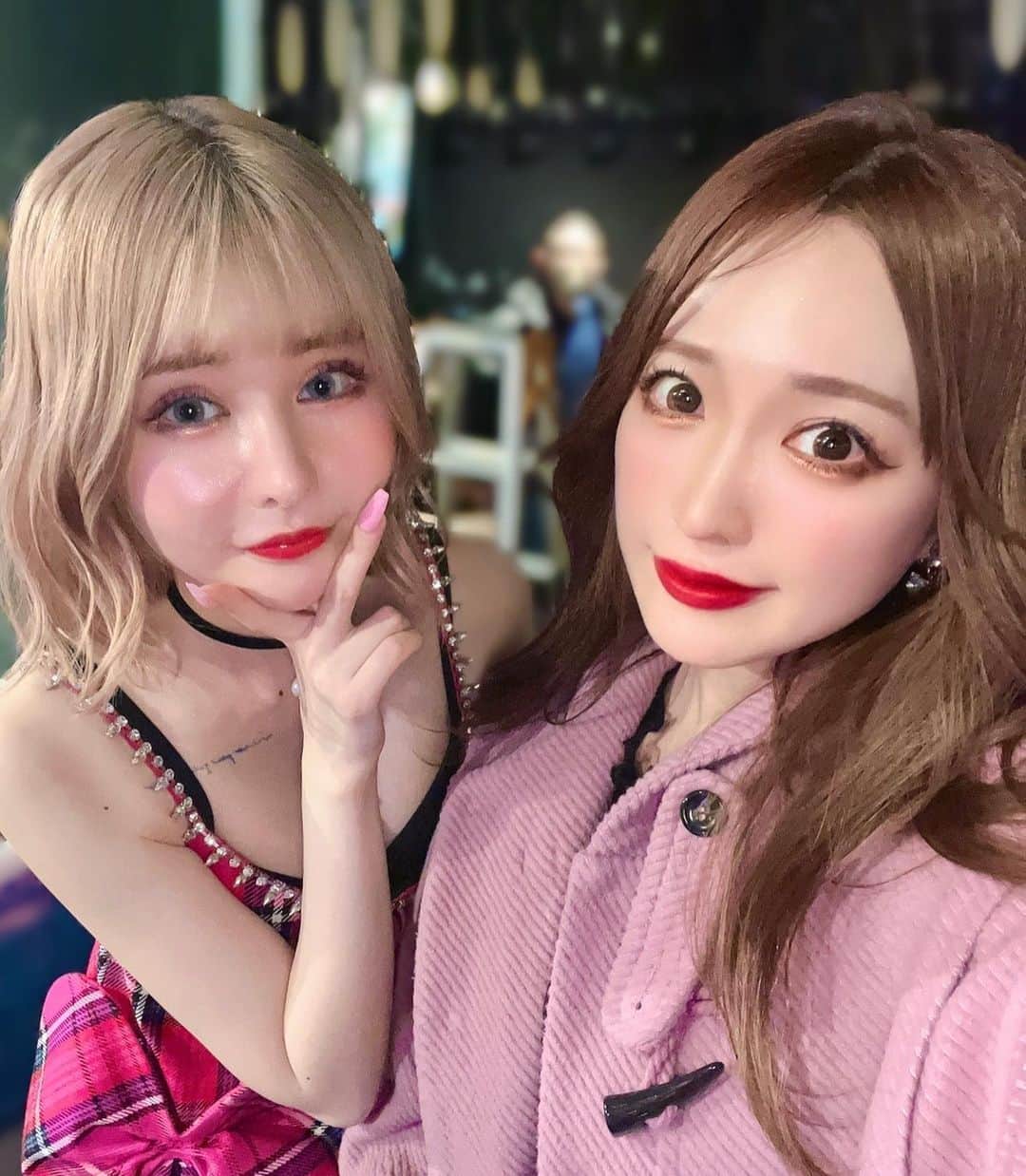 のインスタグラム：「💛 推しに願いを / コレコレ×戦慄かなの   MVに少しだけ出演させていただきました✨  YouTuberとTikToker大集合の すごく楽しい撮影でした💓  みんなと一緒に写真撮ったり、お話できて 嬉しかったです💓ありがとうございました✨  MV可愛すぎるし 曲もテンション上がる🥺 毎日聴いてます💓  #コレコレ #戦慄かなの #推しに願いを #新曲 #MV #YouTube #YouTuber #tiktoker #大集合 #撮影」