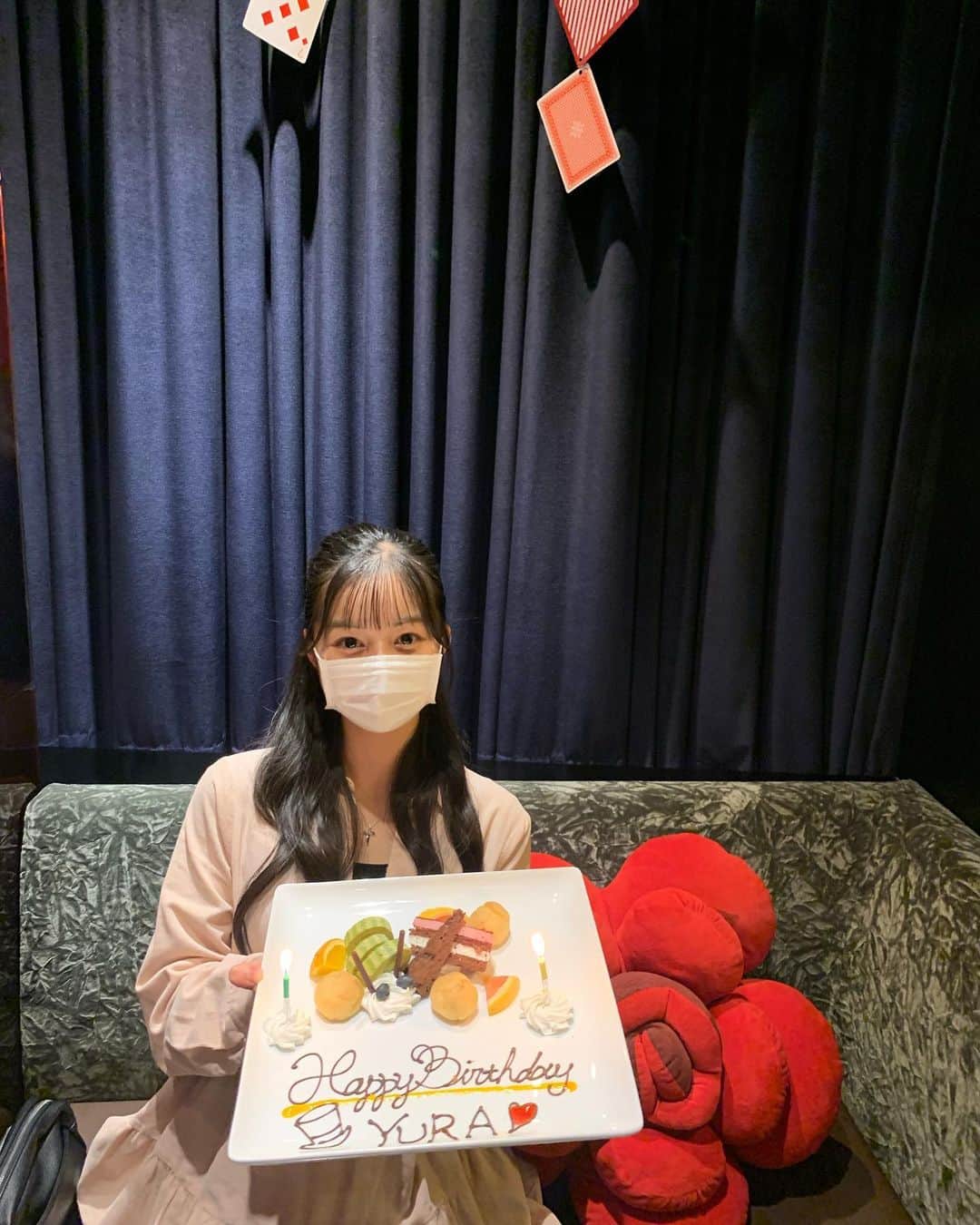 陣ノ内柚来のグルメインスタ