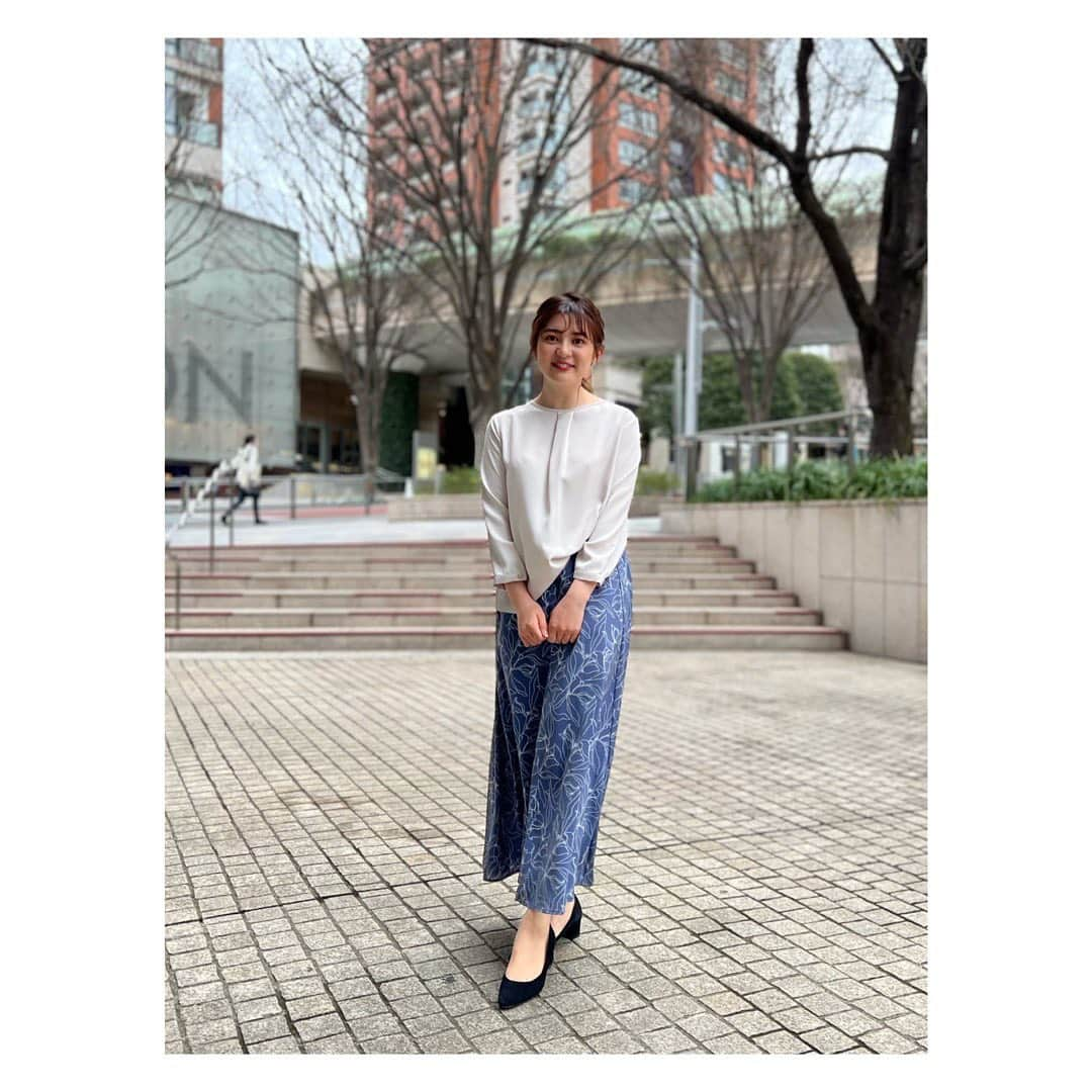 並木万里菜さんのインスタグラム写真 - (並木万里菜Instagram)「三連休いかがお過ごしですか。 　 あすはRAGE Shadowverse Spring GRAND FINALSの進行を務めます。 オンライン予選からプレーオフと 激しい戦いを繰り広げてきましたが 頂点に立つプレイヤーが決まります❗️ 今年最初のグランドファイナルズとても楽しみです〜🌼  #並木万里菜#テレビ朝日アナウンサー#テレビ朝日#テレ朝#アナウンサー」3月20日 16時11分 - marina_namiki