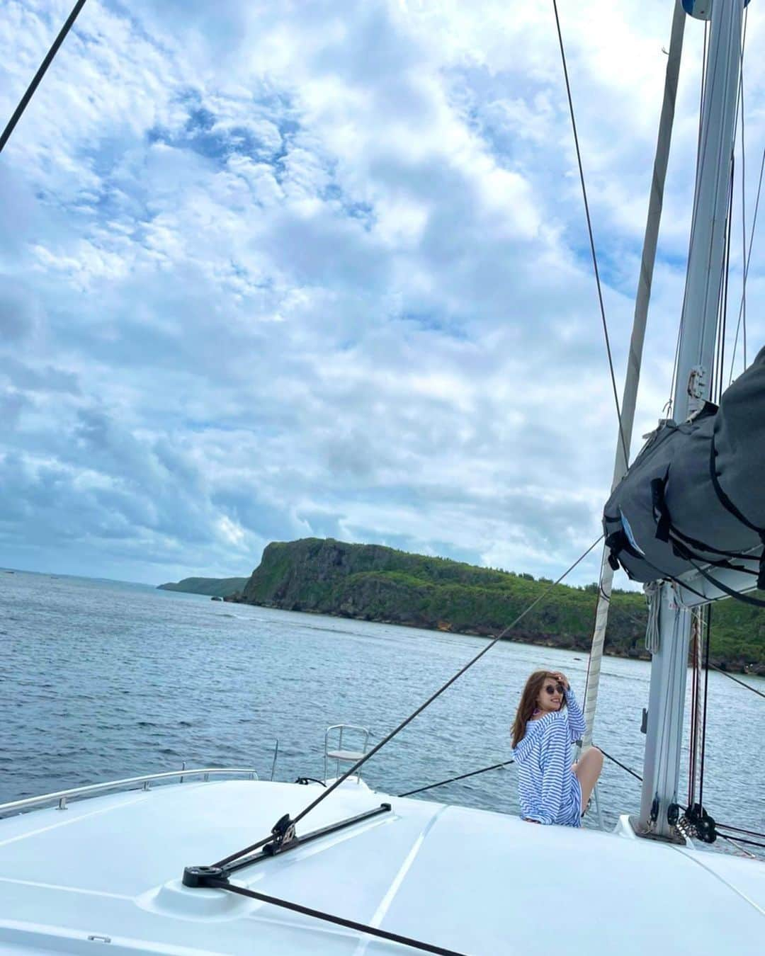 山岸逢花さんのインスタグラム写真 - (山岸逢花Instagram)「初のヨットが最高すぎた⛵️🤍🤍 . . また大好きなひとたちとワイワイ ヨット乗れる人生でありたいなぁ🥺 . . . . #山岸逢花 #あいぱん #AV女優 #AV #aikayamagishi」3月20日 20時05分 - ayakayamagishi_