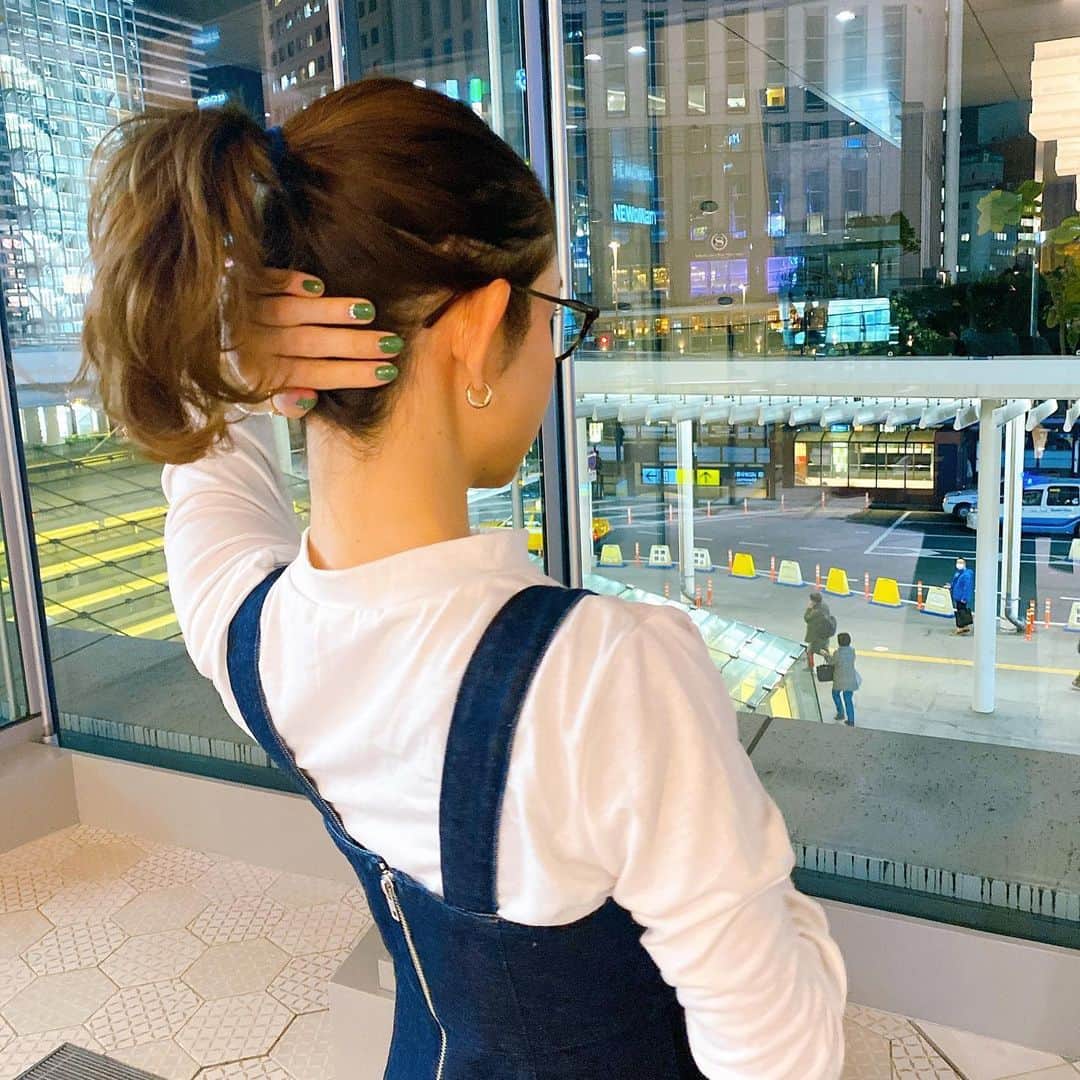 帆春さんのインスタグラム写真 - (帆春Instagram)「. おーまいがっととぅぎゃざー！  「ポニーテール出来るぐらい髪伸びた！」 てゆうてます〜。  撮影時のみマスク外してます。😷」3月20日 20時07分 - hoharu_oyama