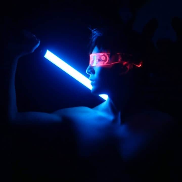 プリンス・マックのインスタグラム：「Fun at the hospital ! #lightsaber #infinity」