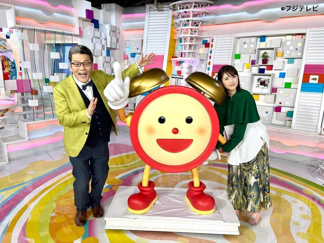 フジテレビ「めざましテレビ」さんのインスタグラム写真 - (フジテレビ「めざましテレビ」Instagram)「ドラマ初回にも来てくれた 浜辺美波さんが生出演⏰ 朝早いのに、ＶＴＲ中もスタジオも ＣＭ中もずーーーっと気さくにニコニコ😆  スタジオが癒しの空間に🤗 毎日来てほしいです❣️  「ドクターホワイト」今夜、最終回 ぜひ見てください☺️✨  #ドクターホワイト #浜辺美波 さん #めざましテレビ」3月21日 13時10分 - mezamashi.tv