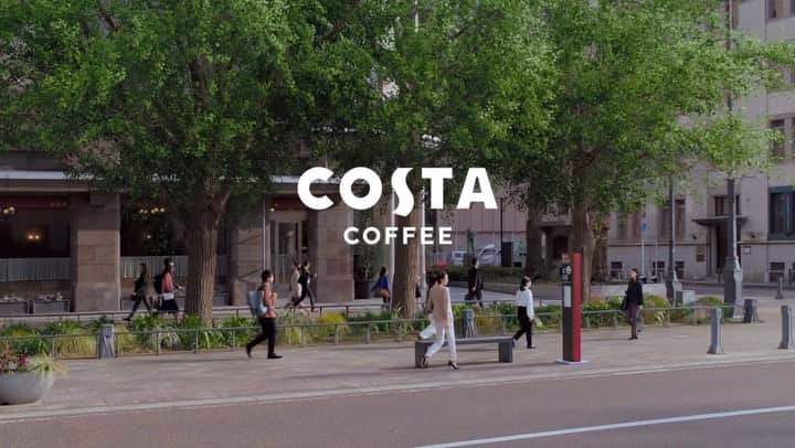 米倉涼子のインスタグラム：「この度、コカ・コーラ「COSTA COFFEE」の ブランドアンバサダーをつとめさせていただくことになりました！ 新しいTVCMも今日からオンエアです！ 素敵なCMなので是非見てくださいね💕  @cocacola_japan  #コカコーラ @costacoffeejp  #costacoffee」