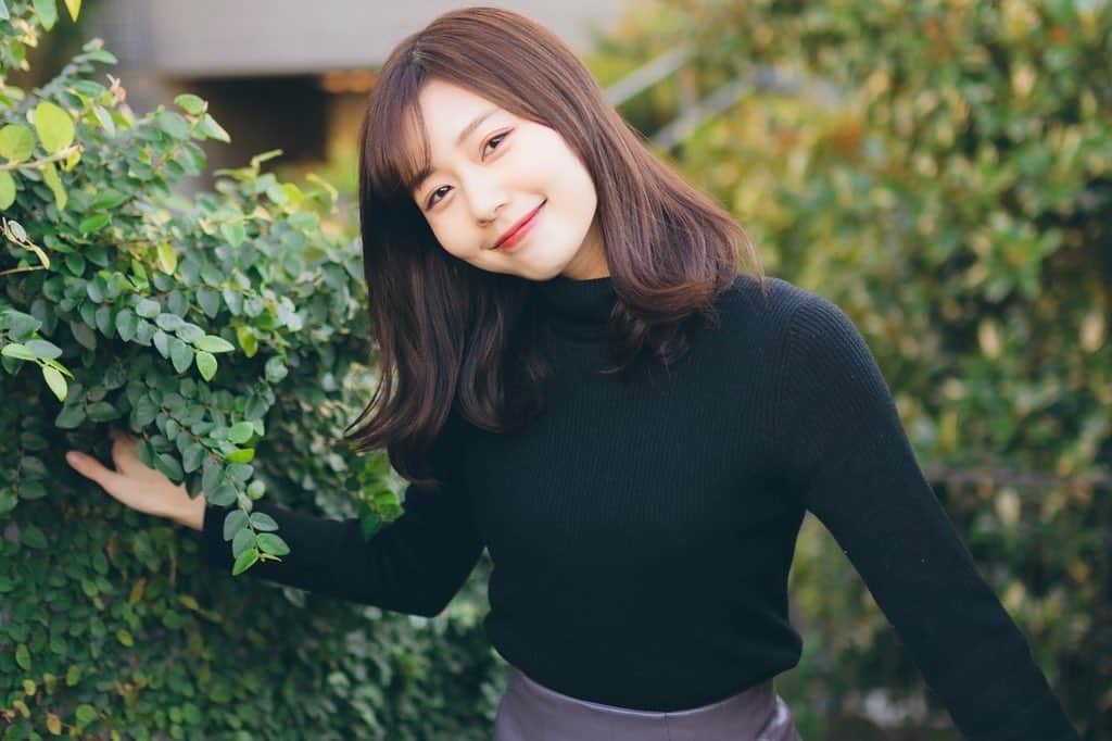 杉浦みずきのインスタグラム：「. 〜お知らせ🌷〜 3月27日（日）大森警察署で一日警察署長を務めさせて頂きます！👮‍♀️ 場所はJR大森駅東口駅前広場 時間は13:00〜15:00頃 スケジュールは、 13:30から車両パレード 14:00からステージに登壇しトークショー です！ お会いできる機会はなかなかないので、是非会いに来てくださると嬉しいです！ 楽しみにしています☺️✨ ・ 新型コロナ対策のため、マスクや手指消毒を行った上お越し下さい🙇‍♀️」
