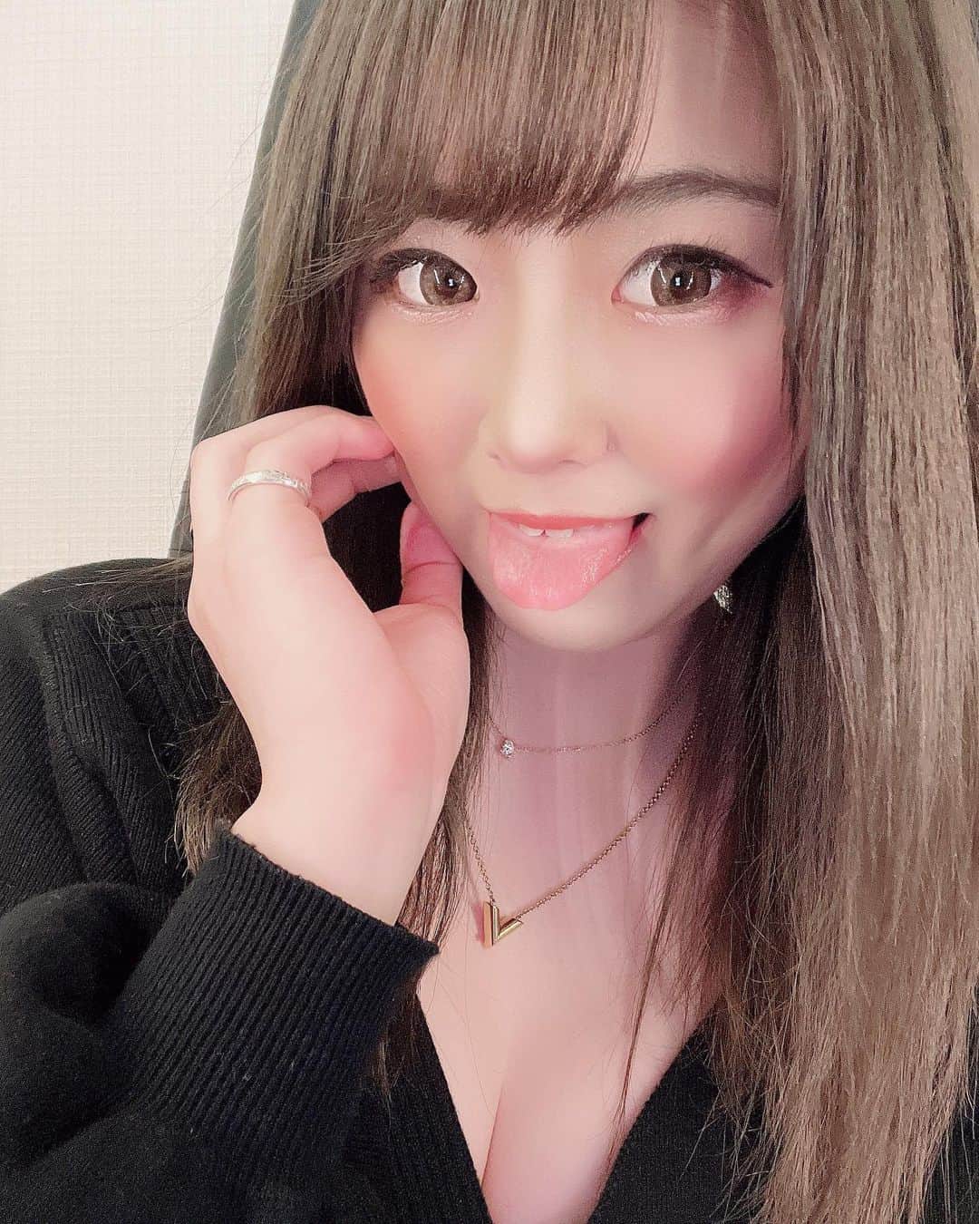 黒崎みかのインスタグラム：「撮影会だよん(●´ω`●)  #黒崎みか#セクシー女優#カプセルエージェンシー#撮影会#東京#イベント#撮影」