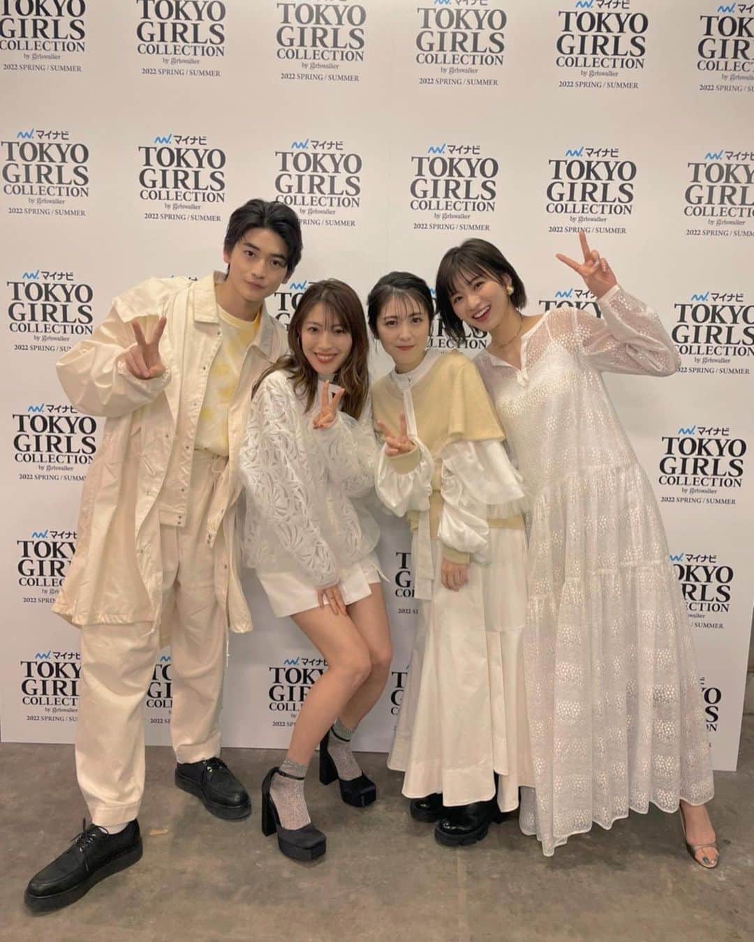 瀧本美織のインスタグラム：「TGCにて🤩 ドラマのみんなでランウェイを歩かせていただきました！白衣ではないので新鮮ですね😘心強かったし、観客の皆さんに久しぶりにお会いでき嬉しくて終始ニヤニヤしてしまいました🤤楽しい時間をありがとうございました✨  そして22時〜ドクターホワイト最終回です！ついに全ての謎が明らかに…見届けていただけると嬉しいです。   #ドクターホワイト  #tgc」