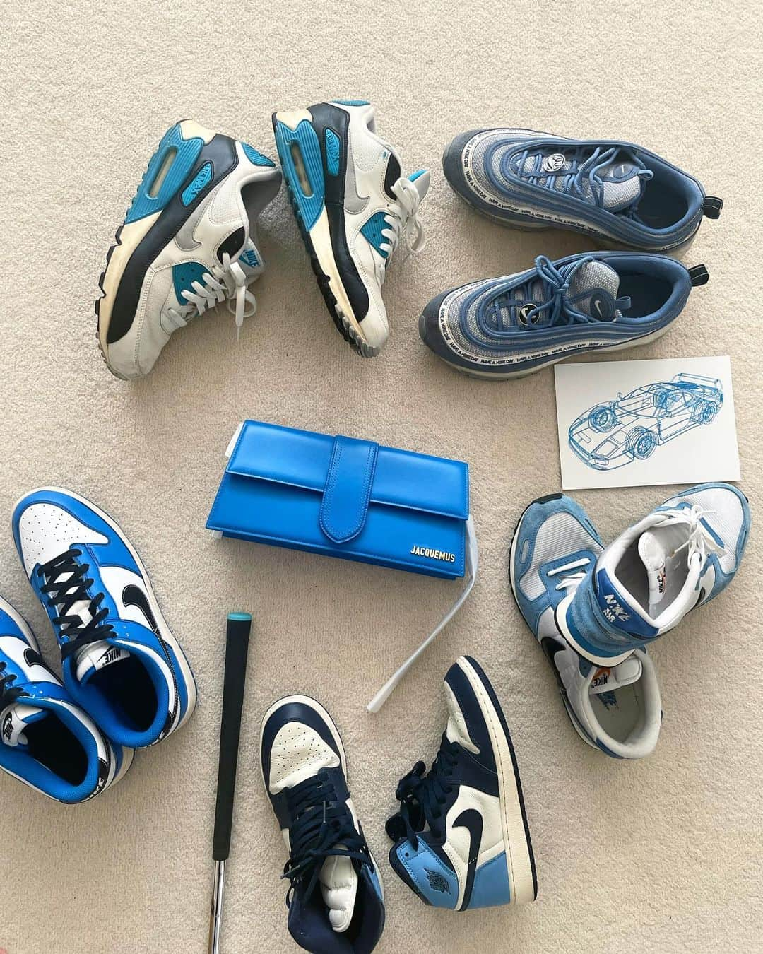 MARISさんのインスタグラム写真 - (MARISInstagram)「Blue world💙 New babe @jacquemus  @fwrd    💙💙💙    #ルックフォーワード @FWRD #lookfwrd #fashion #art #sneakers #bag #JACQUEMUS #jacquemusbag  #ambassador #nike #dunk #tokyo  #airjordan #street #dunk」3月21日 23時00分 - marristea