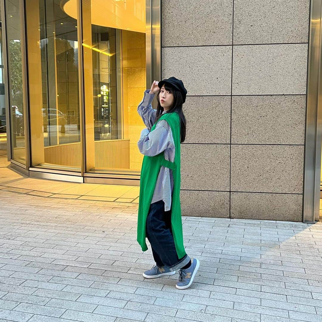 加藤一華さんのインスタグラム写真 - (加藤一華Instagram)「. あったかくなってくると 洋服選びがたのしい🤧🌸 重ね着にハマってます🌿  #春服コーデ  #春コーデ  #ootd #低身長コーデ #しまパト #重ね着コーデ」3月21日 23時05分 - ichika_kato