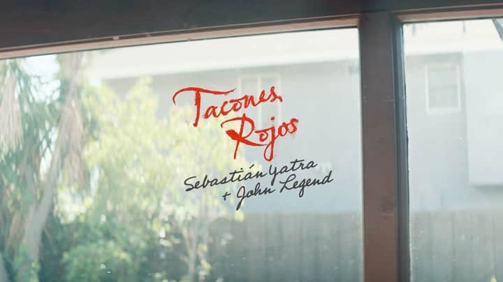 ジョン・レジェンドのインスタグラム：「#TaconesRojos this Wednesday with @sebastianyatra!」