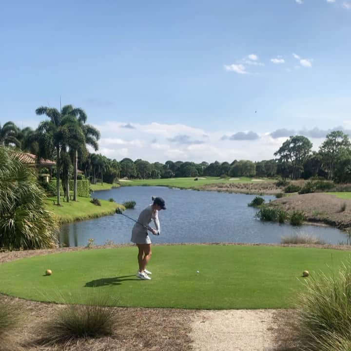 ジェイ・マリー・グリーンのインスタグラム：「Dad is out here with the great angles! Practice is done, now heading to Cali for 2 weeks to compete! 🍞」