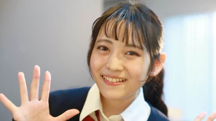 戸奈あゆみのインスタグラム：「みんなに会えるの楽しみにしてる🥰  25～26日の写真展と27日の撮影会が、私がみんなに会える最後の機会となります…！ 直接ありがとうって言いたいから、会いに来て欲しいな🥺 待ってるね‪ ‪🐶ᐡ｡› ·̫ ‹｡ᐡ💕  ｡oＯo｡.:♥:.｡oＯo｡.:♥:.｡oＯo｡.:♥:.｡oＯo｡.:♥:.  【写真集記念イベント】 ＊会場：ギャラリーコンシール Aスペース ・住所：東京都渋谷区道玄坂1丁目11−3 第一富士商事ビル4F ・最寄り駅：渋谷駅  ＊私の在廊時間⬇️ ・3/25(金) 16:30頃〜19:00 ・3/26(土) 11:00〜19:00  【写真展物販情報】 ・A1サイズ 展示額装：オークション ・A2サイズ 展示額装：￥30000 ・A3サイズ 展示額装：￥20000  ・A5サイズ(48ページ)フォトブック：￥4000 ・2ショットワイドチェキ(サイン入り)：￥3000  ⚠️お支払いは現金のみとさせて頂きます。  その他の詳細情報は、ハイライト「3月の予定」より「写真集イベ公式サイト」をご覧ください🙇🏻‍♀️  ｡oＯo｡.:♥:.｡oＯo｡.:♥:.｡oＯo｡.:♥:.｡oＯo｡.:♥:.  【撮影会情報】 ･日程→3/27(日) ･詳細リンク→ ハイライト「3月の予定」から飛べます！  【3月撮影会衣装一覧】 1部→マーメードワンピース 2部→赤ずきんちゃんコスプレ 3部→制服 4部→私服(ニーハイ＋ショートパンツ) 5部→セーラーメイド服 6部→グレーセーラー服  【注意事項】 ･水着写真をSNSにアップすることはお控え下さい。 ･出演者への配慮のため、当日会場に来るのは9:30以降でお願い致します。 ･スマホでの撮影は禁止されております。 ･ご予約等の必要はございません。  その他の注意事項に関しましては、はなまる撮影会のHPよりご確認頂きますよう、よろしくお願い致します。  #japanesegirl #japanese #girl #portraitphotography #portrait #model #被写体 #写真 #フリーモデル #ポートレート女子 #モデル #撮影モデル #グラビアアイドル #グラビア #アイドル #写真展 #イベント #デジタル写真集」