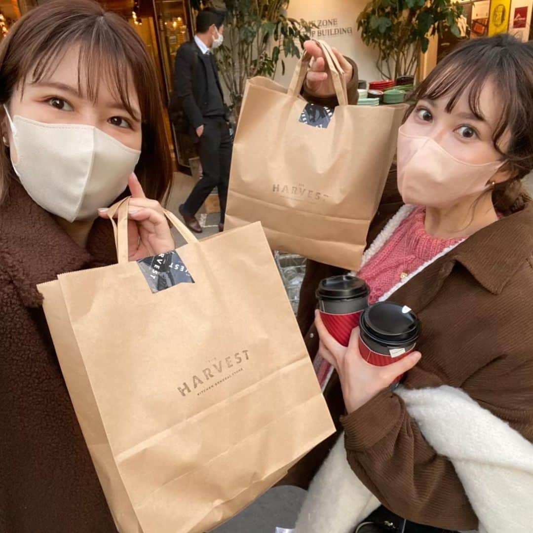 m.a.c.o.zさんのインスタグラム写真 - (m.a.c.o.zInstagram)「pink × brown  お母さんの編んでくれた pink knit♡ パンツはしまむら  #ニット#ニットコーデ#手編みニット#ランチ#ブーツ#ブーツコーデ#ニットパンツ#プチプラコーデ#しまむら#メンズライク#冬コーデ#原宿ランチ」3月22日 19時49分 - m.a.c.o.z