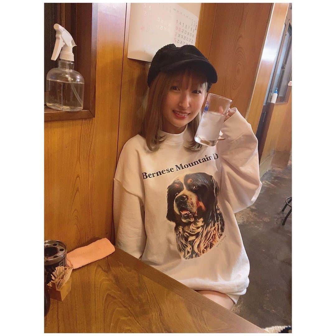 のインスタグラム：「古めの居酒屋さんだいすき🤭 舞台終わったら飲みにいくんだ！  ㅤㅤㅤㅤㅤㅤㅤㅤㅤㅤㅤㅤㅤ まずは舞台！ついに明日から本番です🥺 今日劇場入りして場当たりしたんだけど、ちゃんと劇場で動くのめちゃくちゃ楽しかった🤤 前説、後説も注目してもらえればなお嬉しいです😚 明日から楽しみだね〜！ ランチェキも撮ったので明日どんなの撮ったかストーリーにあげるね🥰 ㅤㅤㅤㅤㅤㅤㅤㅤㅤㅤㅤㅤㅤ それでは萬劇場でお会いしましょ〜〜！」