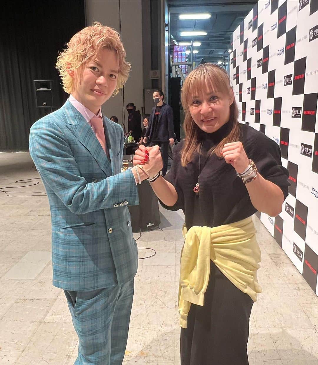 山田よう子さんのインスタグラム写真 - (山田よう子Instagram)「素晴らしい大会をありがとうございます‼️そしてお疲れ様でした １分の中に素晴らしいドラマがありその機会を下さり未来君には感謝しかありません⭐️ そして新しい物語もありそうでBBAの山田よう子にもこれからが見えて楽しみとワクワクが止まりません💛　もう一度リングに上がりたい気持ちが燃え上がりました🔥🔥🔥 選手の皆様、運営側の皆様、本当にお疲れ様でした‼️ブレイキングダウン最高です⭐️ #ブレイキングダウン #朝倉未来 #朝倉海 #未来  #明るい #格闘技 #大好き　　#挑戦　#アラフォー　#ママ #チャレンジ #YouTube #YouTuber」3月22日 16時11分 - yoko__yamada