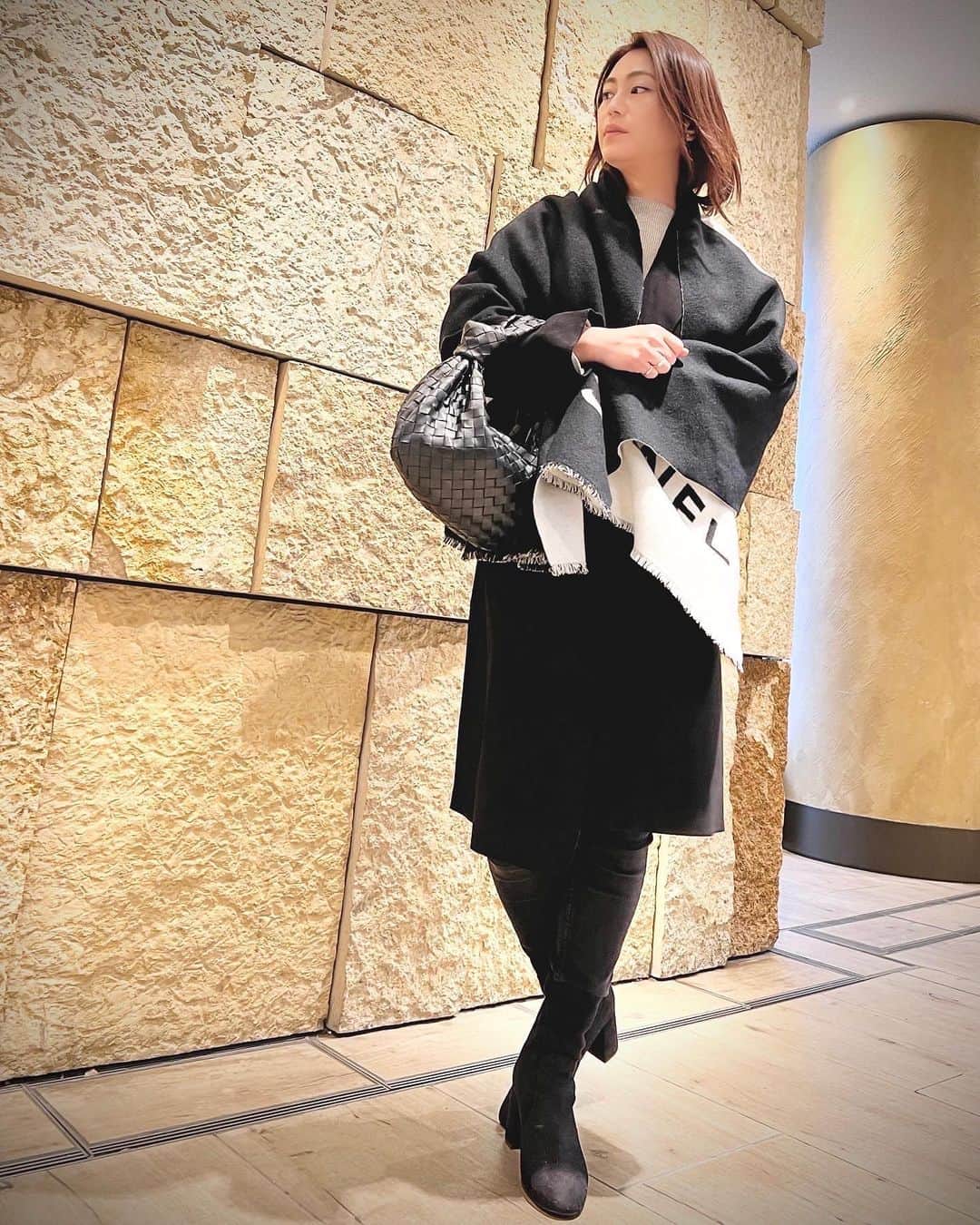 氷川きよしさんのインスタグラム写真 - (氷川きよしInstagram)「きゃあ🥶  外は酷く寒いー💧 また冬に逆戻り。  関東の皆さま停電に備えていてください。  お洋服を厚着して暖かくしてください！  by kiina  #氷川きよし #hikawakiyoshi #kii #kiina #kiinatural #キヨラー」3月22日 19時45分 - hikawa_kiyoshi_official
